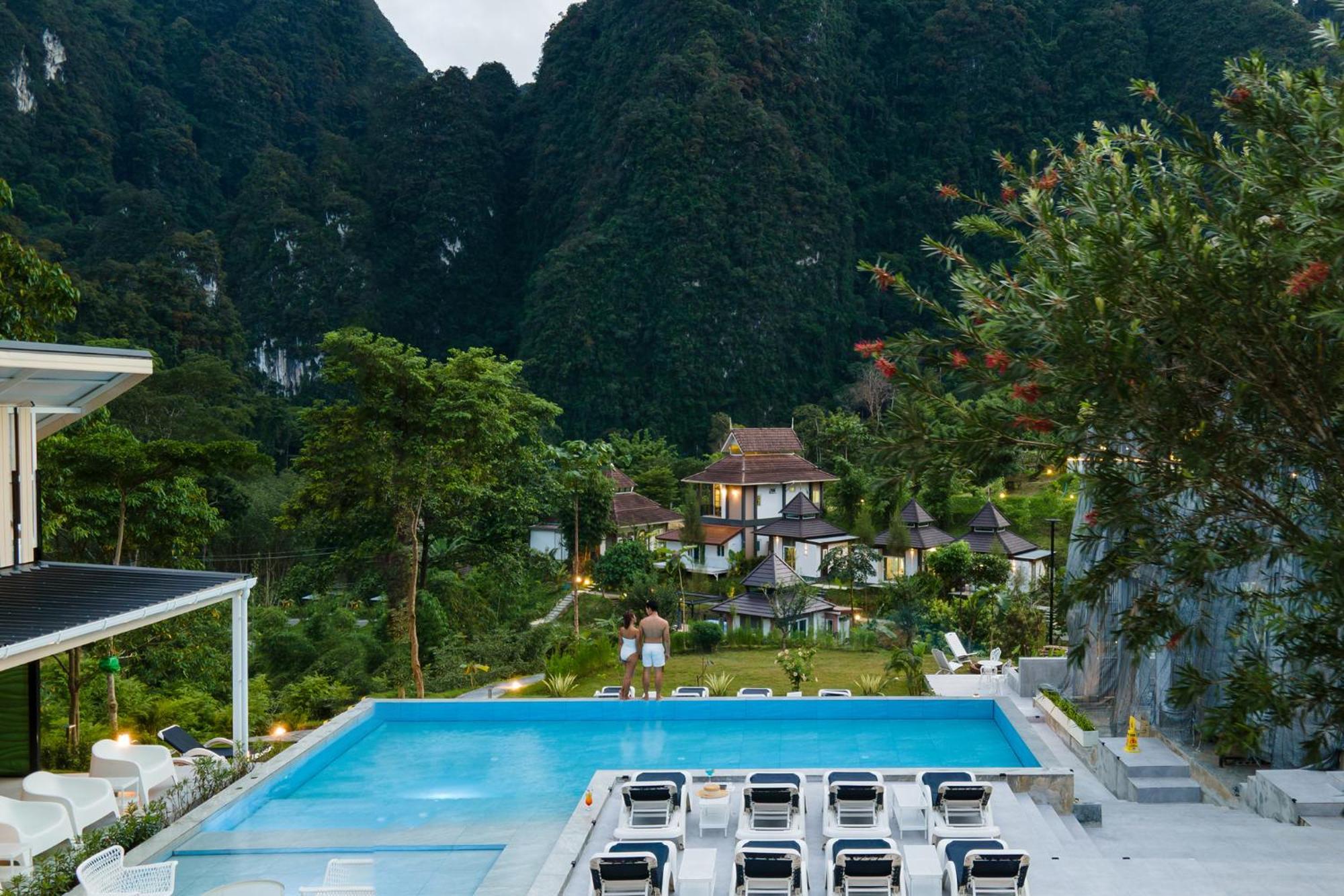 Magical Mountain View Resort Khao Sok National Park 외부 사진
